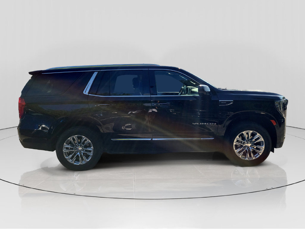 Used 2024 GMC Yukon SLT AWD/4WD image 8