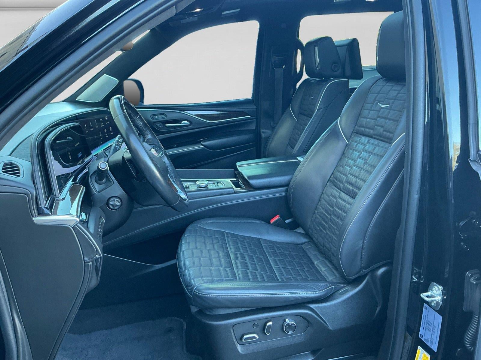 Used 2023 Cadillac Escalade Sport Platinum AWD/4WD image 10
