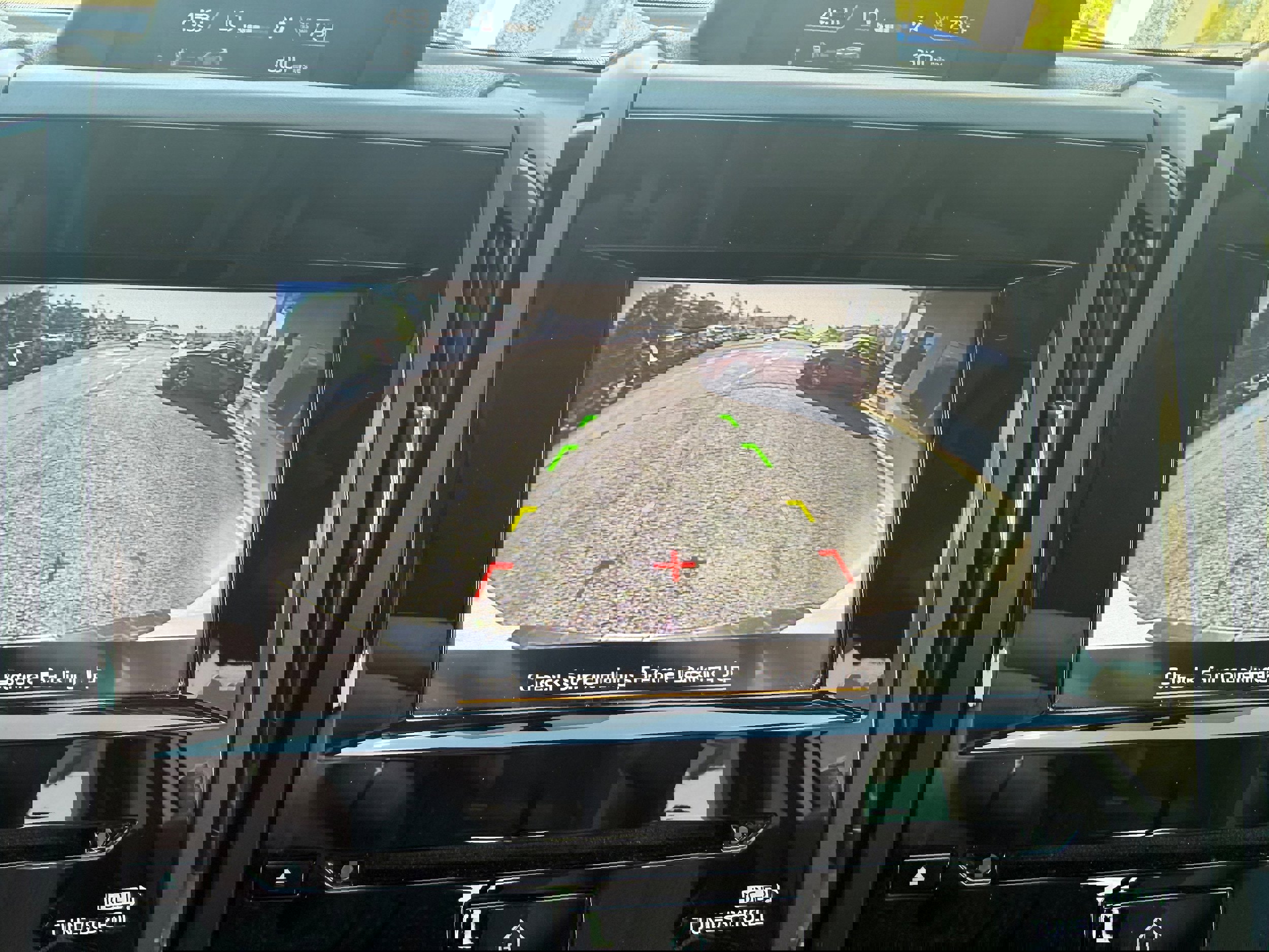 Used 2020 Subaru Forester Premium AWD/4WD image 21