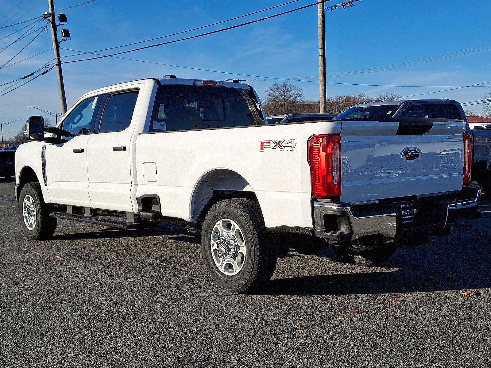 New 2026 Ford F250 XLT w/ FX4 Off-Road Package image 4