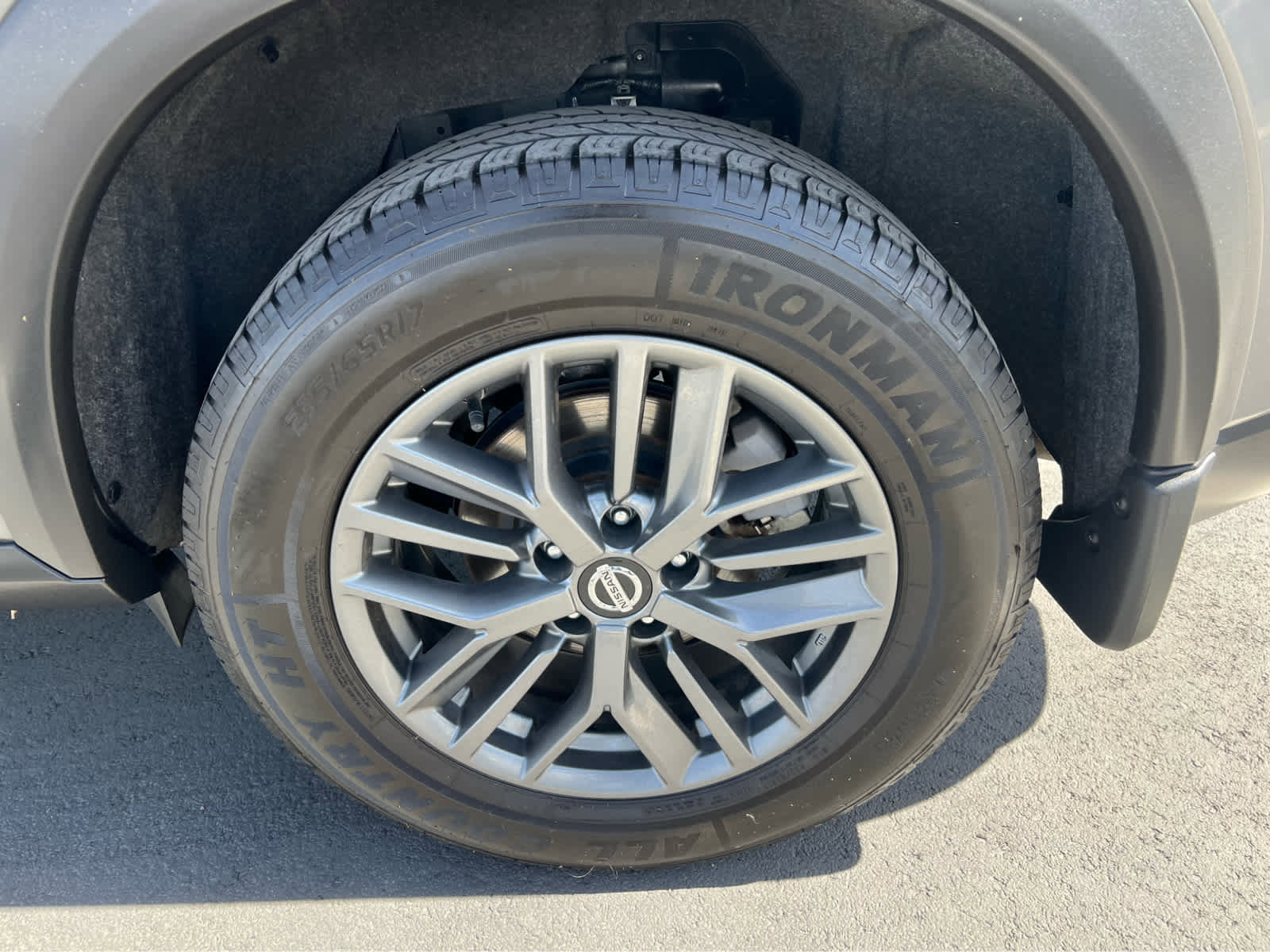 Used 2021 Nissan Rogue S image 13