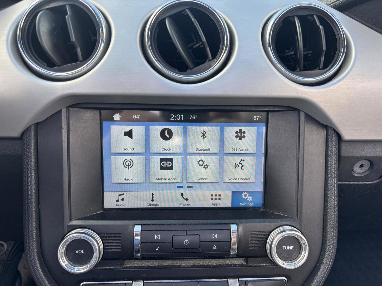 Used 2016 Ford Mustang Premium image 26