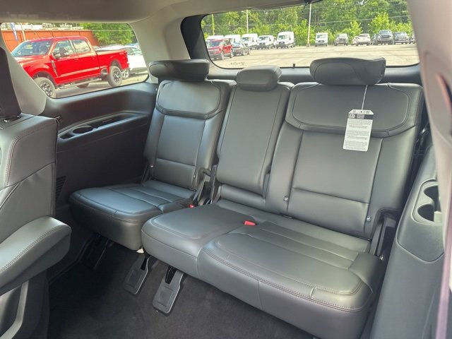 New 2025 Ford Expedition Active image 28