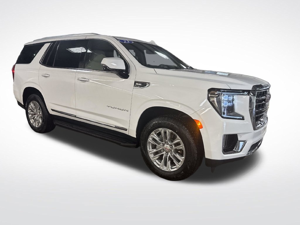 Used 2023 GMC Yukon SLT w/ SLT Premium Package AWD/4WD image 8