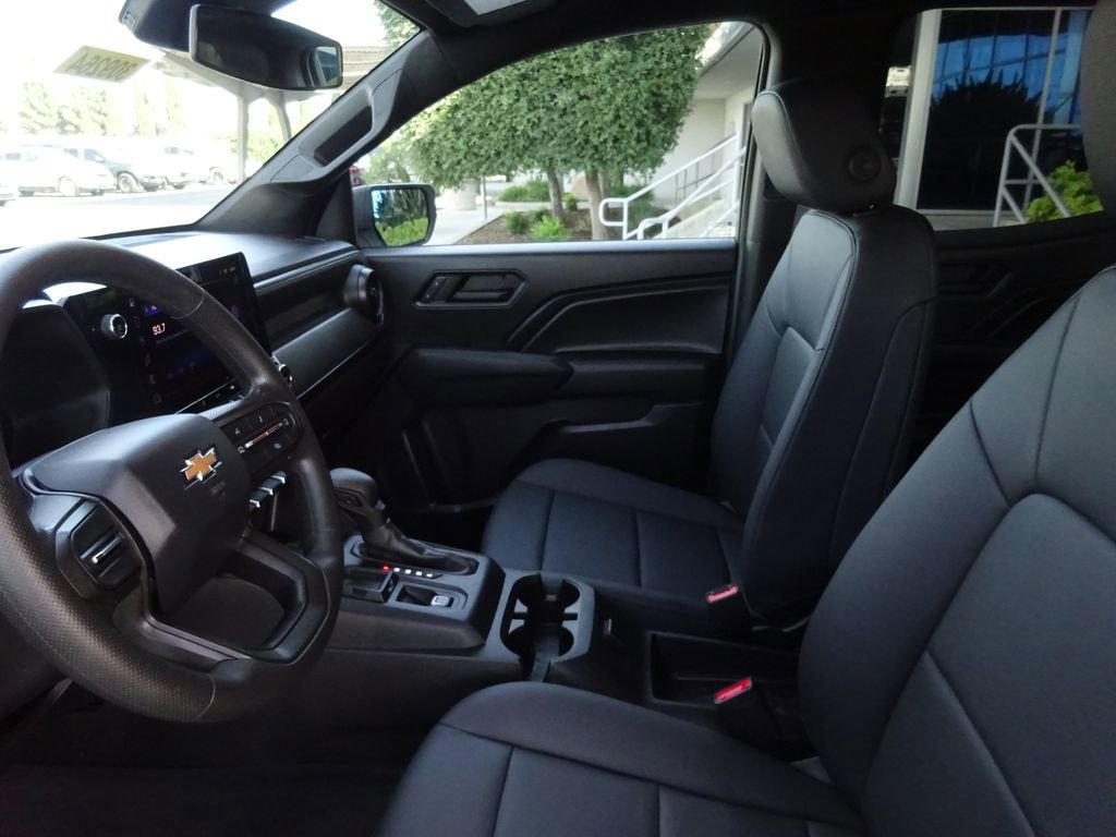 Certified 2024 Chevrolet Colorado W/T image 17