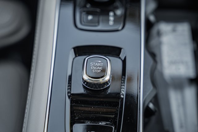 New 2026 Volvo XC90 B6 Ultra w/ Lounge Package image 24