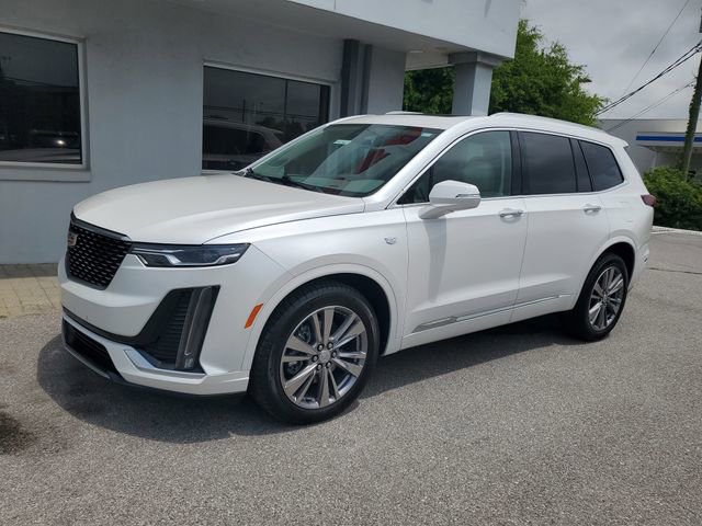 Used 2025 Cadillac XT6 Premium Luxury AWD/4WD image 14