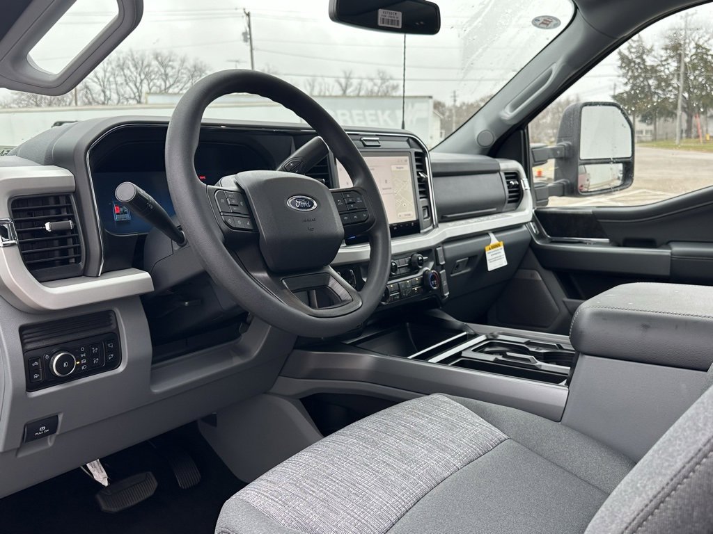 New 2026 Ford F250 XLT w/ XLT Premium Package image 8