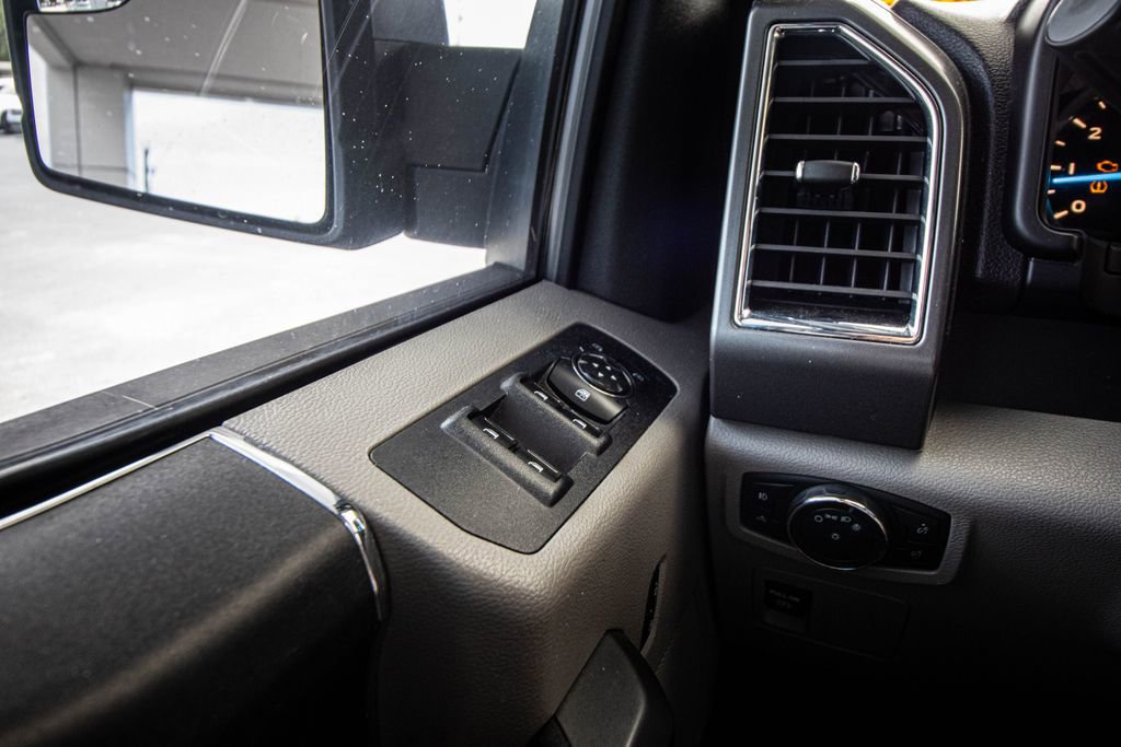 Used 2016 Ford F150 XLT RWD image 28