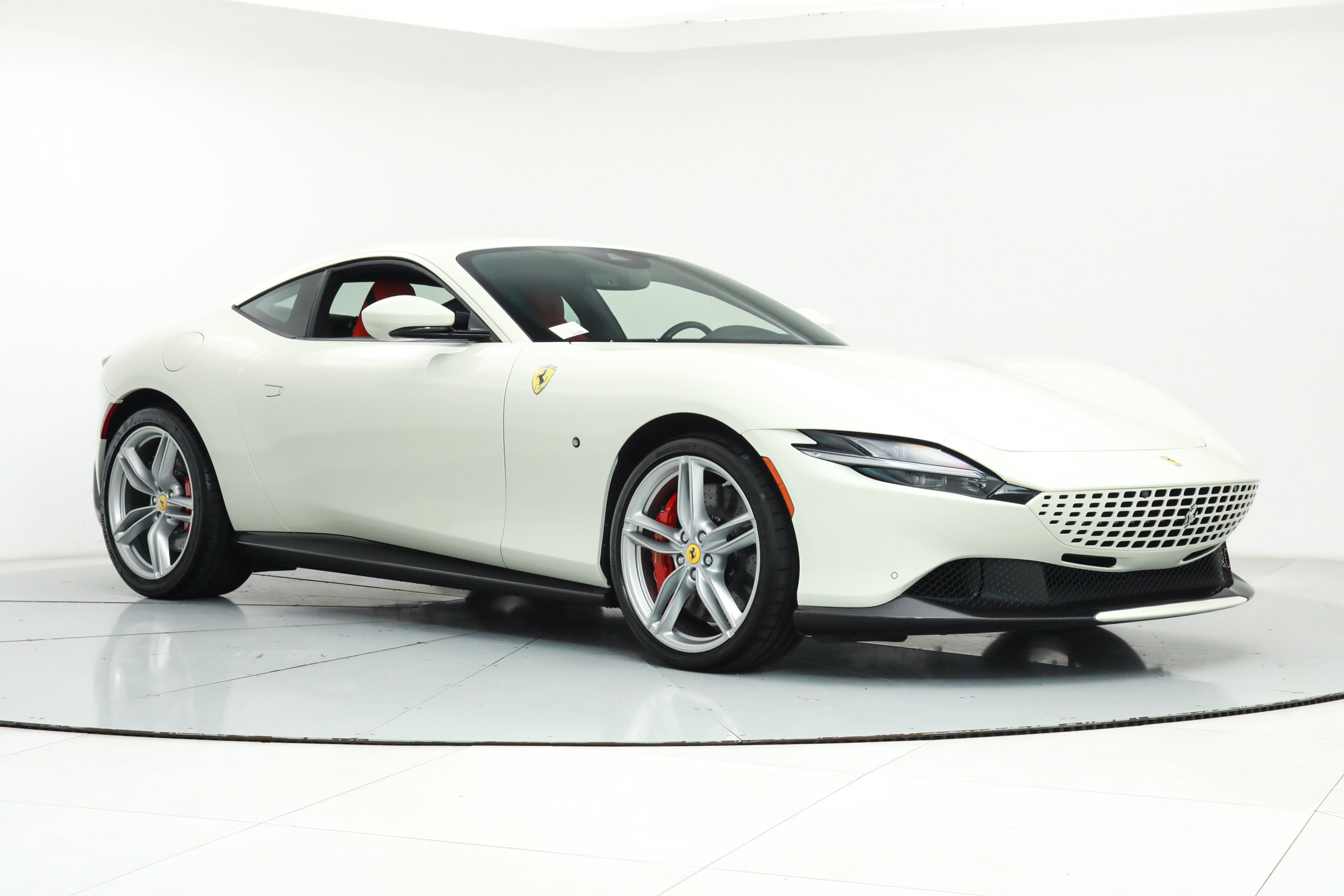 Certified 2024 Ferrari Roma RWD image 10