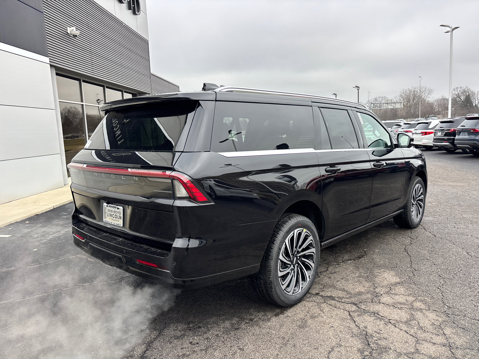 New 2026 Lincoln Navigator L Black Label AWD/4WD image 7