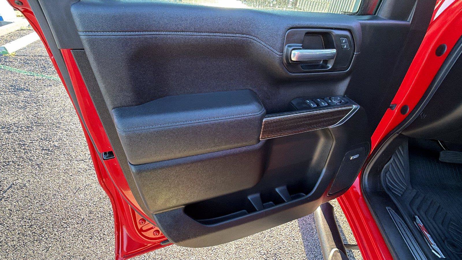 Used 2021 Chevrolet Silverado 1500 LT Trail Boss w/ Convenience Package II AWD/4WD image 15