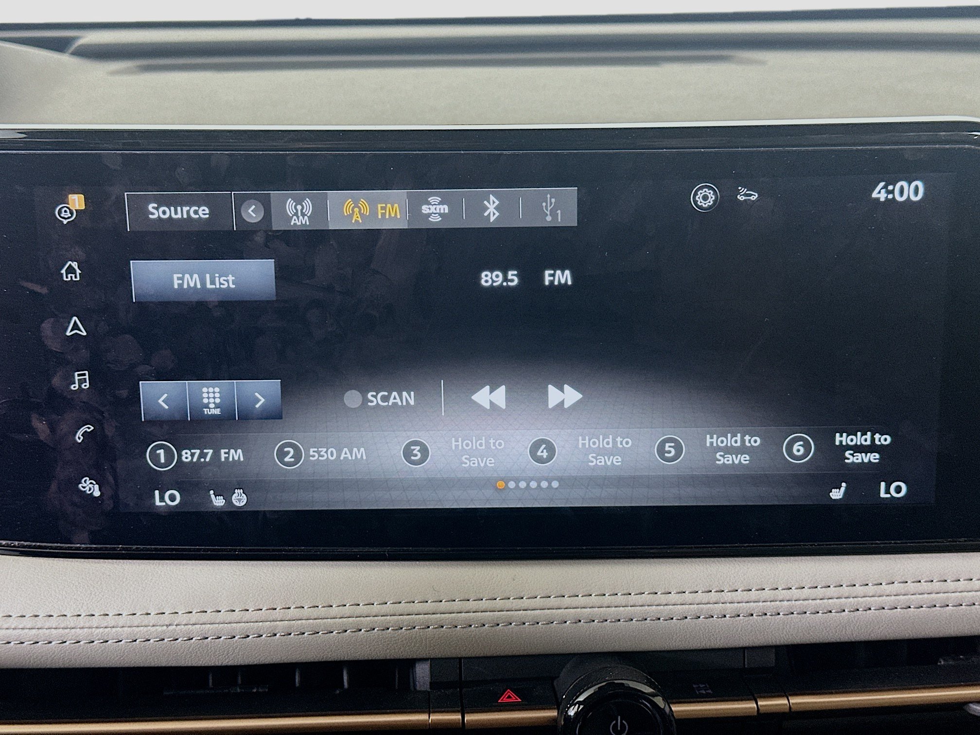 Used 2023 Nissan Ariya FWD image 21
