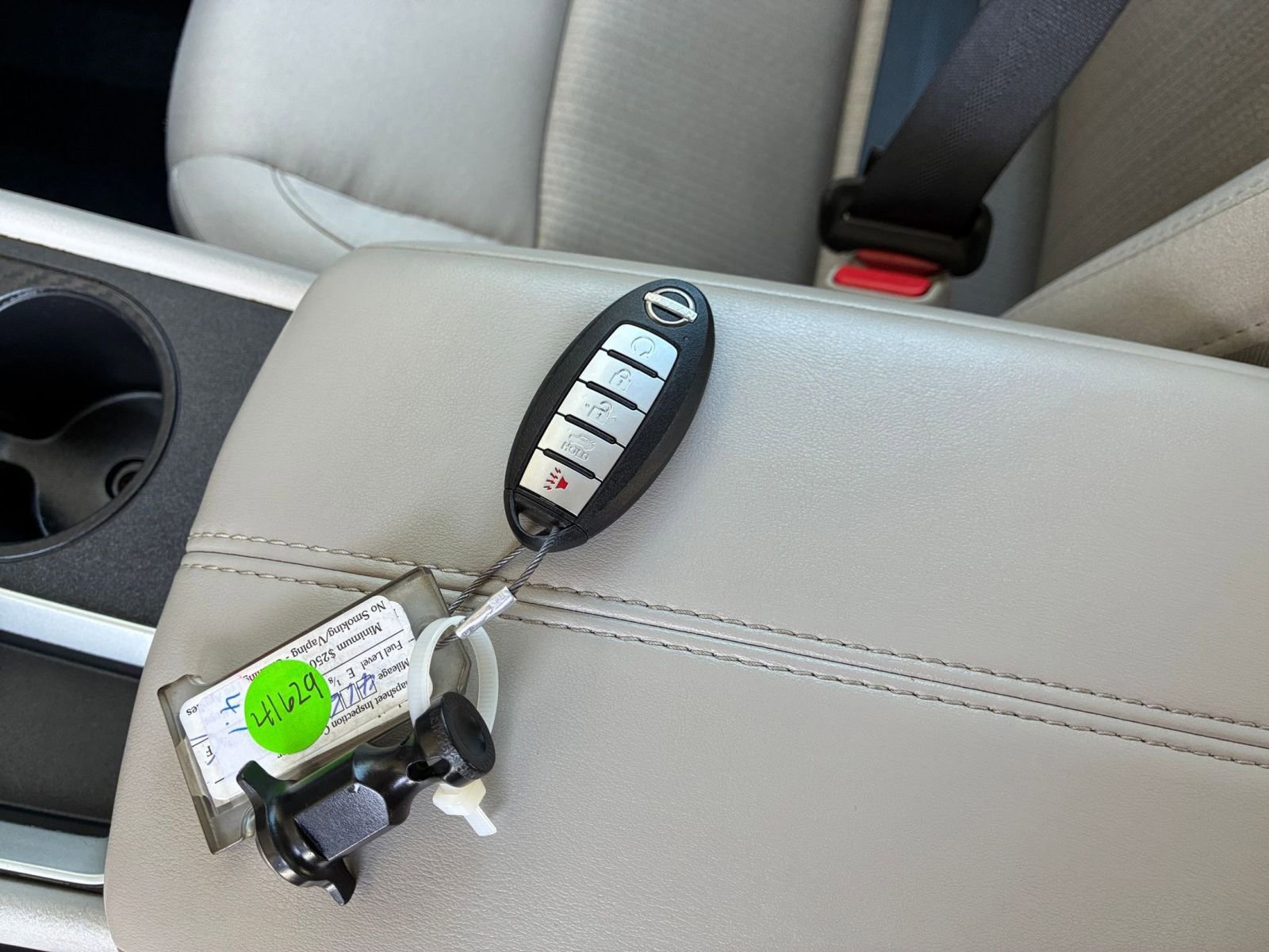 Used 2025 Nissan Altima 2.5 SV image 21