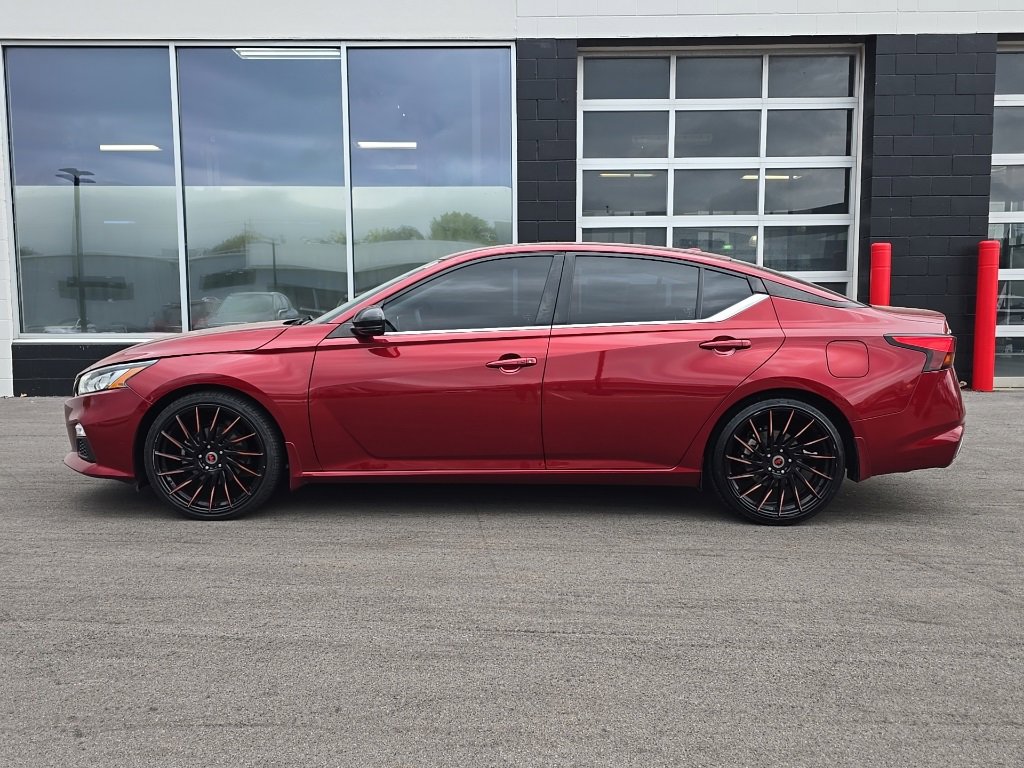 Used 2019 Nissan Altima 2.5 SR w/ SR Premium Package image 4