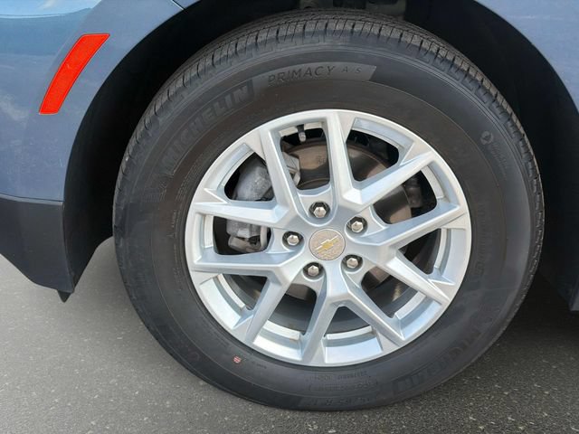 Used 2024 Chevrolet Equinox LT FWD image 9