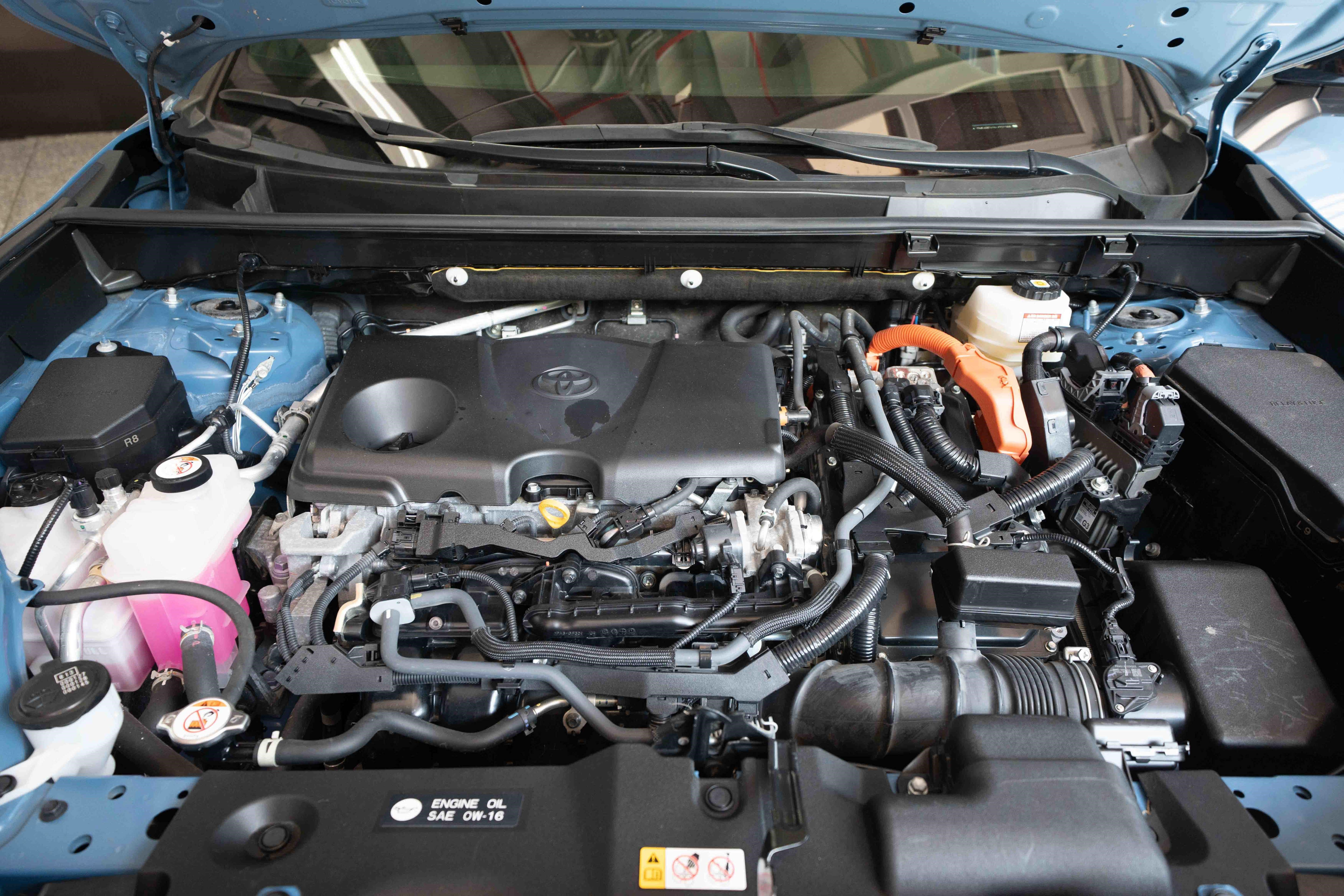 Used 2022 Toyota RAV4 XSE AWD/4WD image 32
