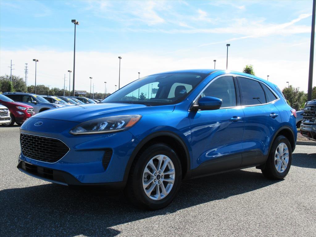 Used 2020 Ford Escape SE image 3