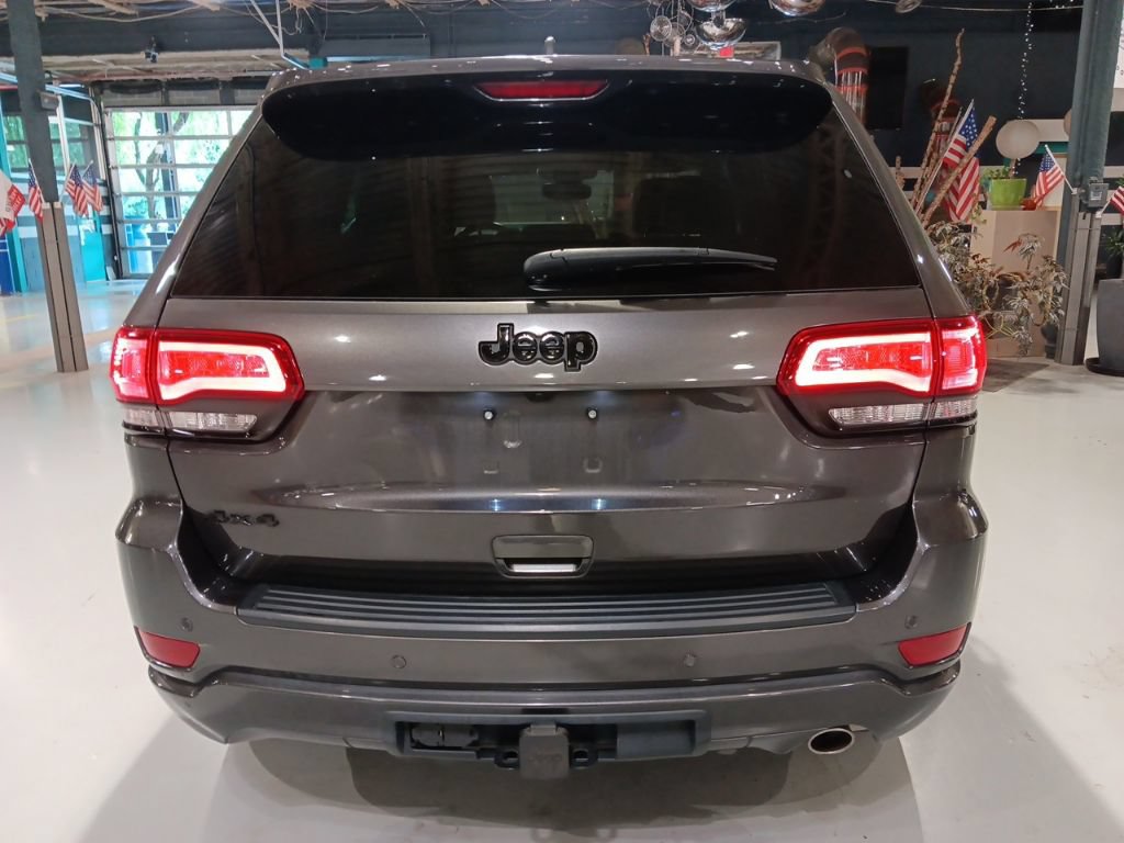 Used 2020 Jeep Grand Cherokee Altitude AWD/4WD image 12