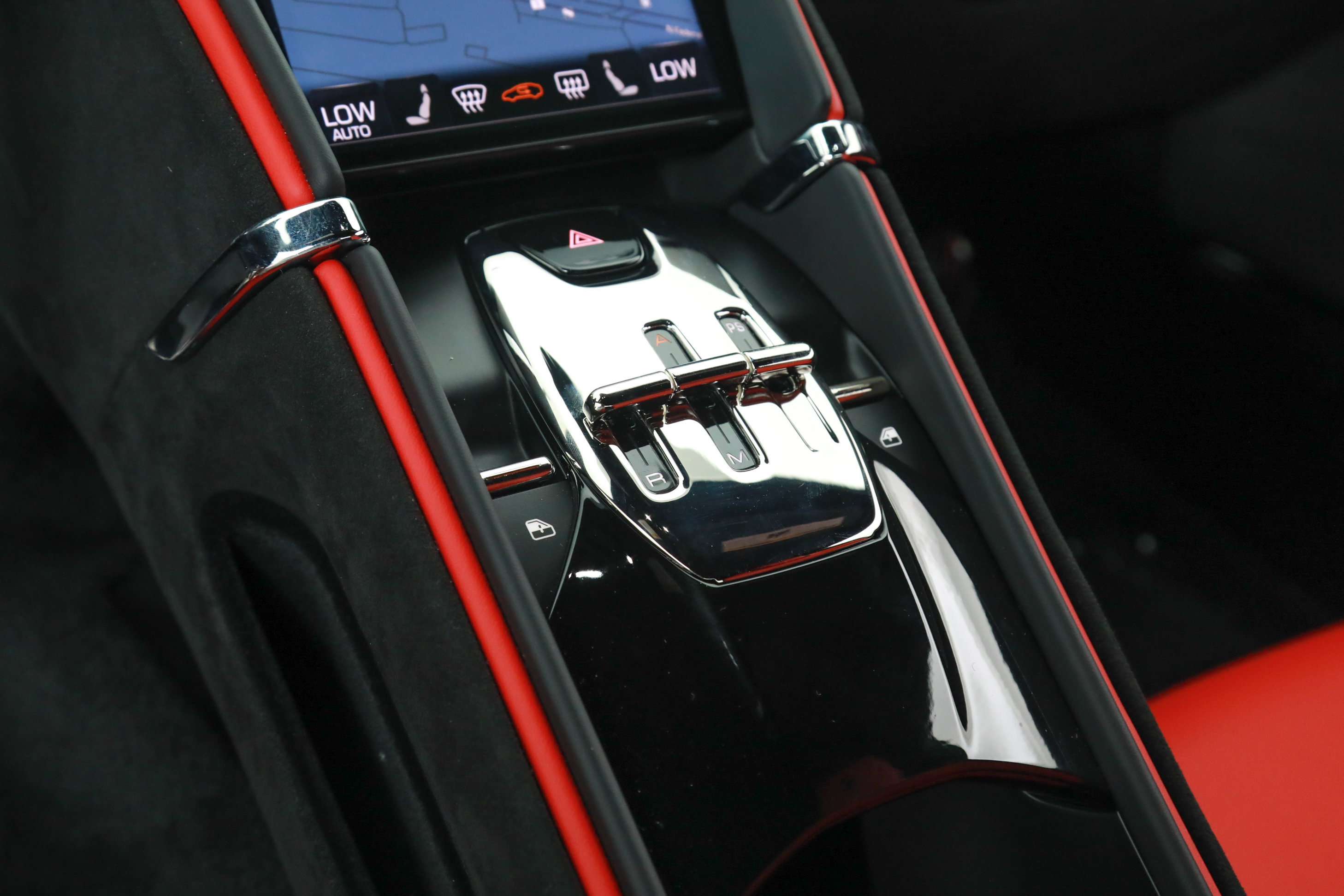 Certified 2024 Ferrari Roma RWD image 28