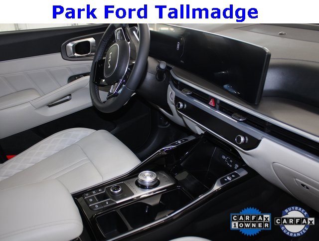 Used 2025 Kia Sorento SX Prestige image 25