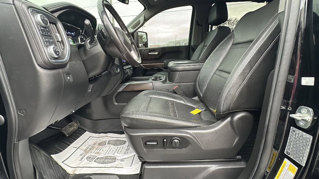 Used 2020 GMC Sierra 2500 Denali w/ Gooseneck/5TH Wheel Package image 10