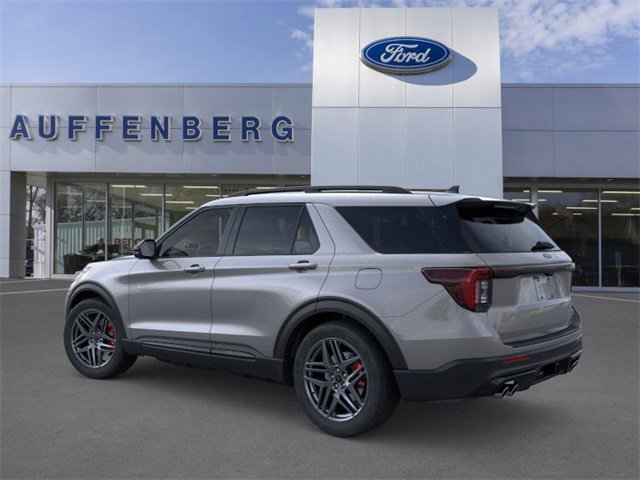 New 2025 Ford Explorer ST image 4