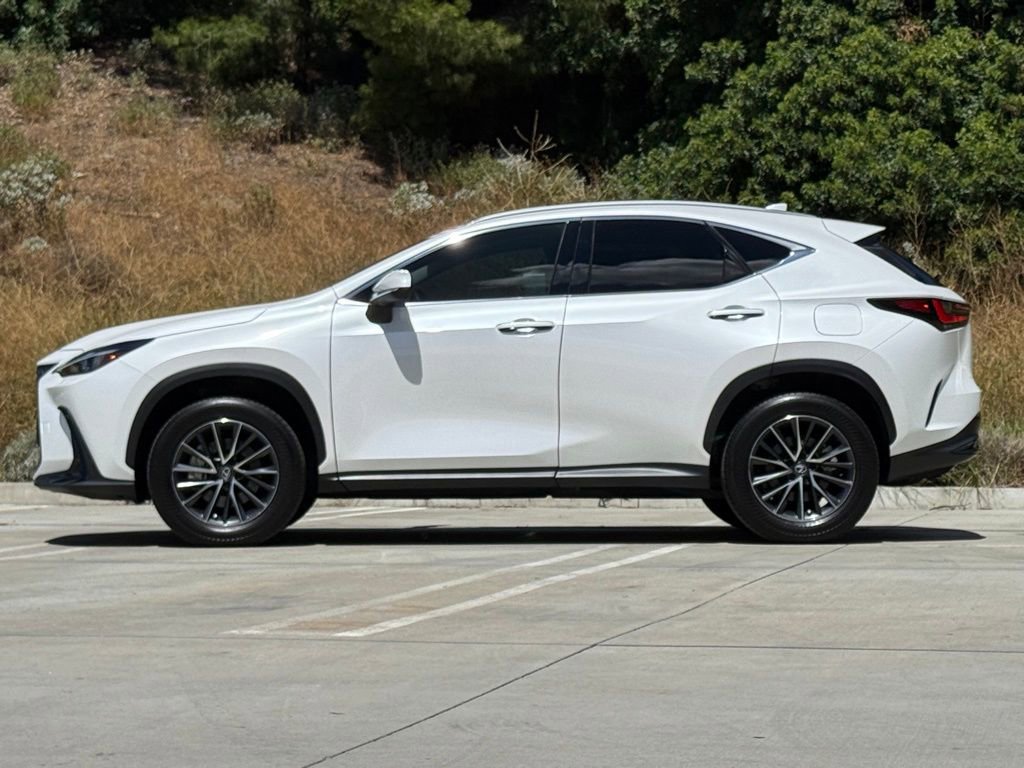 Used 2025 Lexus NX 250 FWD w/ Accessory Package (Z1) image 7