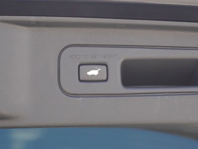 Used 2024 Honda Pilot Elite image 55
