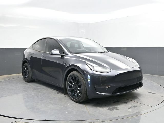 Used 2024 Tesla Model Y Long Range AWD/4WD image 4