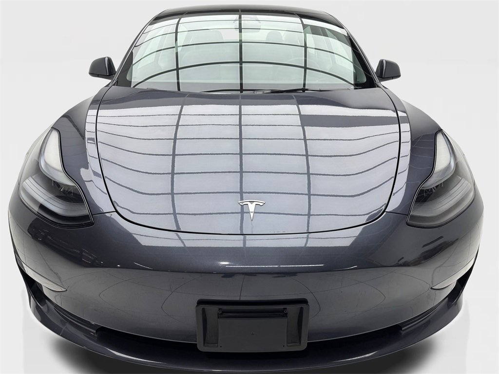 Used 2023 Tesla Model 3 Standard Range image 4