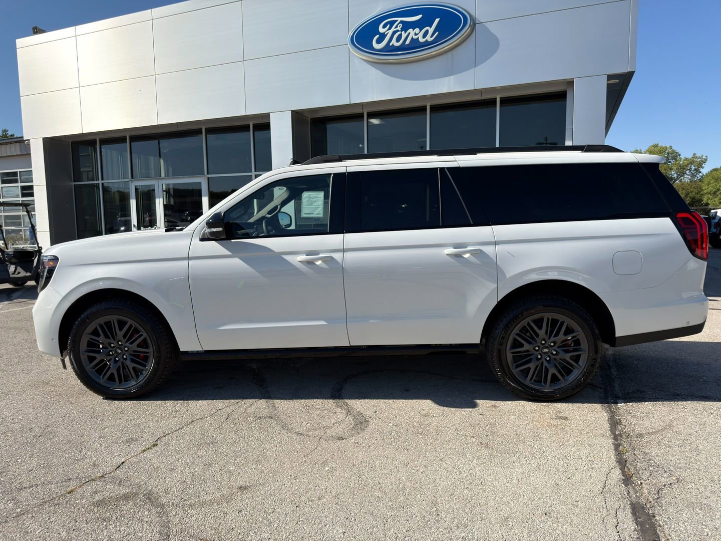 New 2025 Ford Expedition Max Platinum w/ Stealth Performance Package image 4