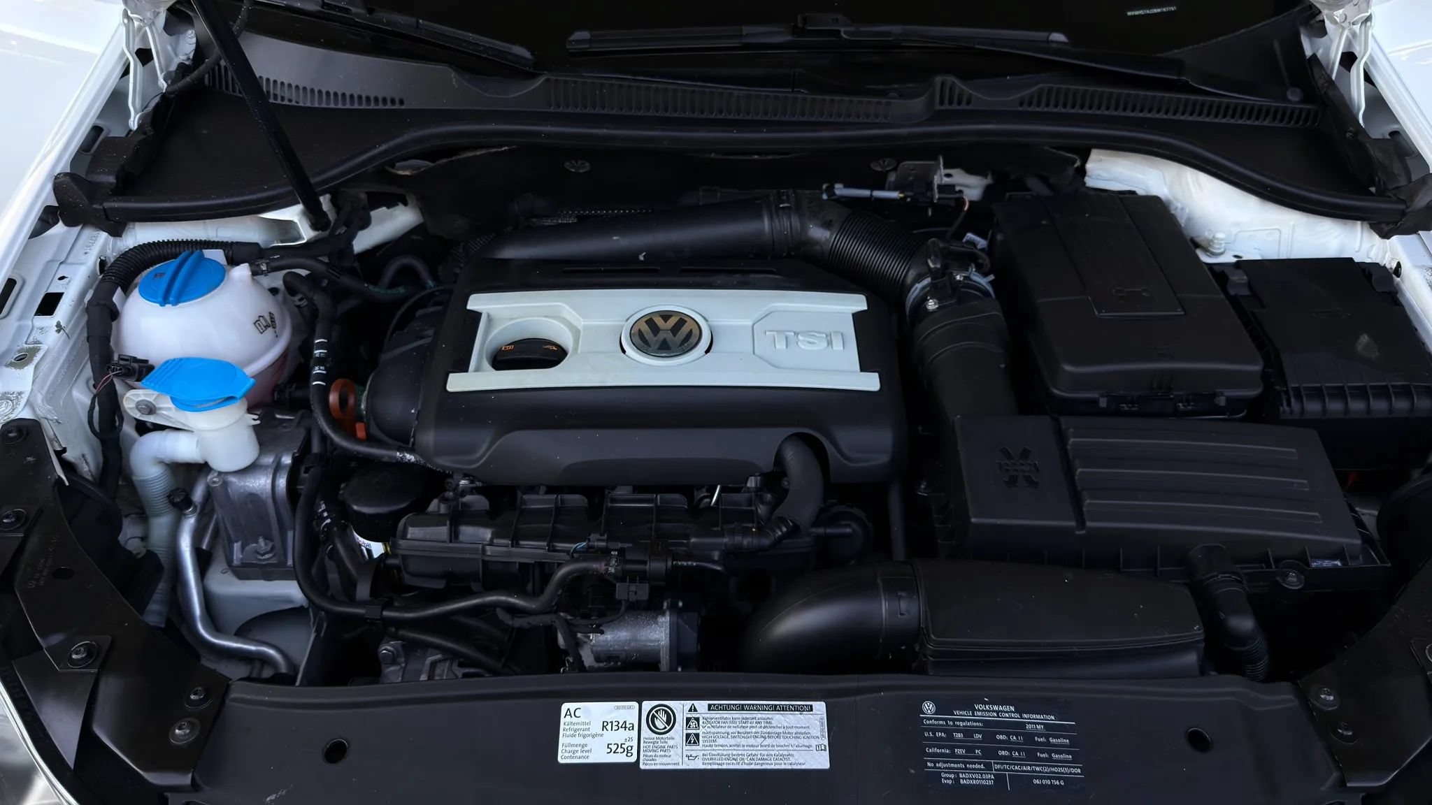 Used 2011 Volkswagen GTI 4-Door FWD image 59