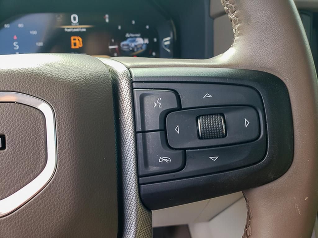 Used 2023 GMC Yukon Denali image 21