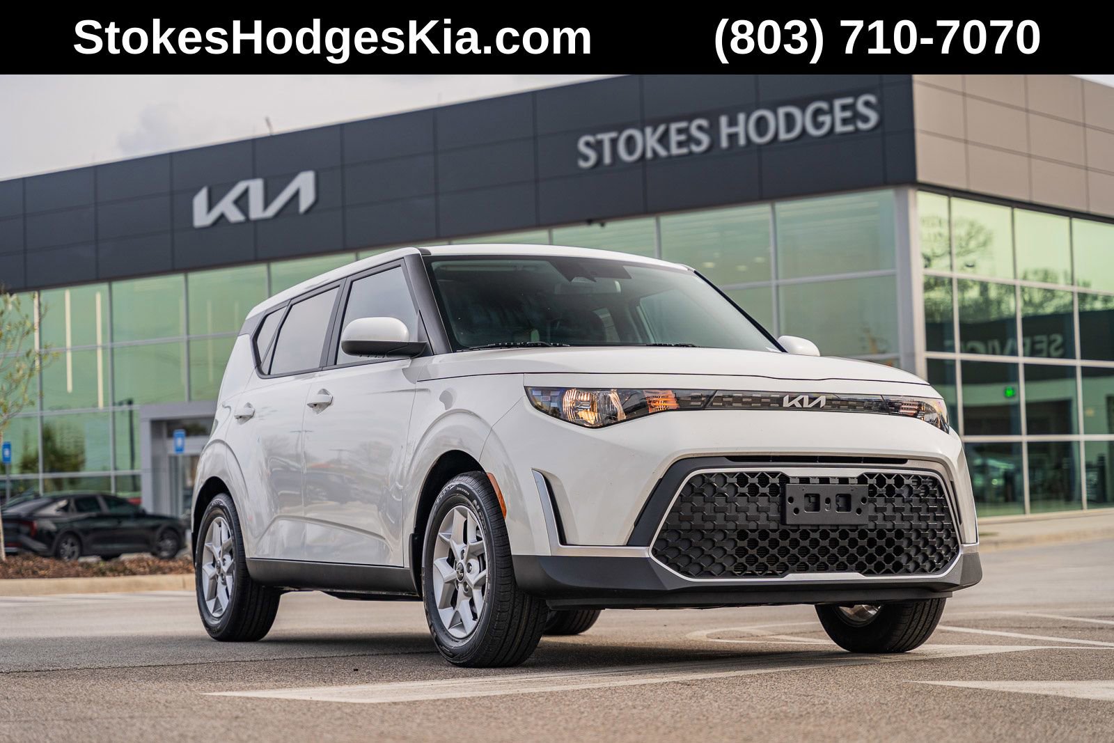 Used 2023 Kia Soul LX w/ LX Technology Package image 1