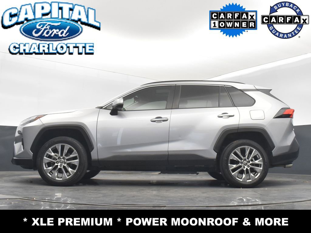 Used 2022 Toyota RAV4 XLE Premium image 23