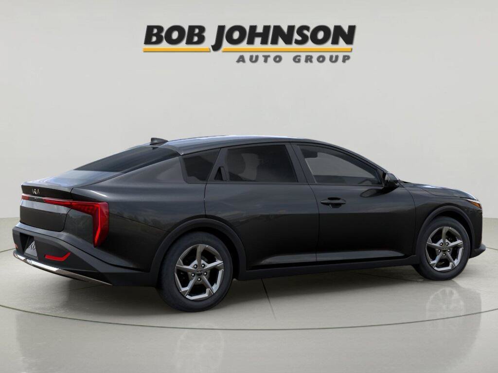 New 2026 Kia K4 FWD image 7