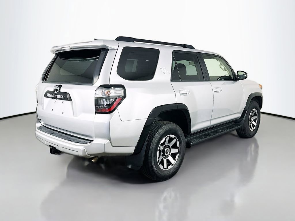 Used 2022 Toyota 4Runner TRD Off-Road AWD/4WD image 7