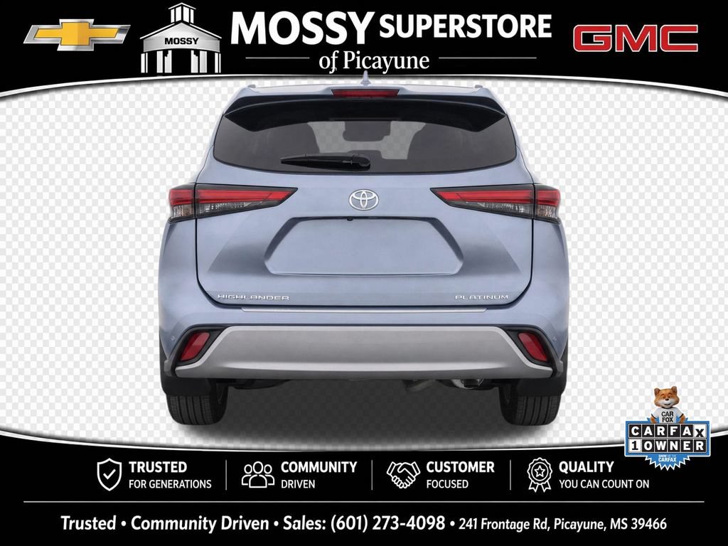 Used 2022 Toyota Highlander Platinum FWD image 8
