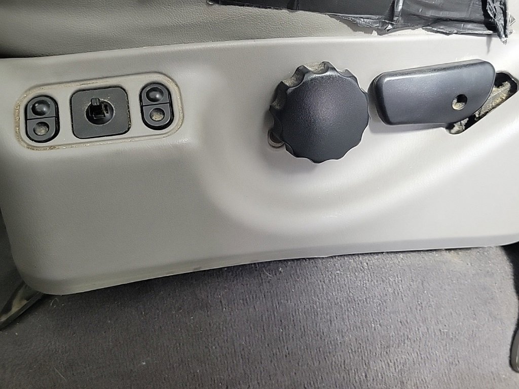 Used 2001 Ford F350 XL image 18