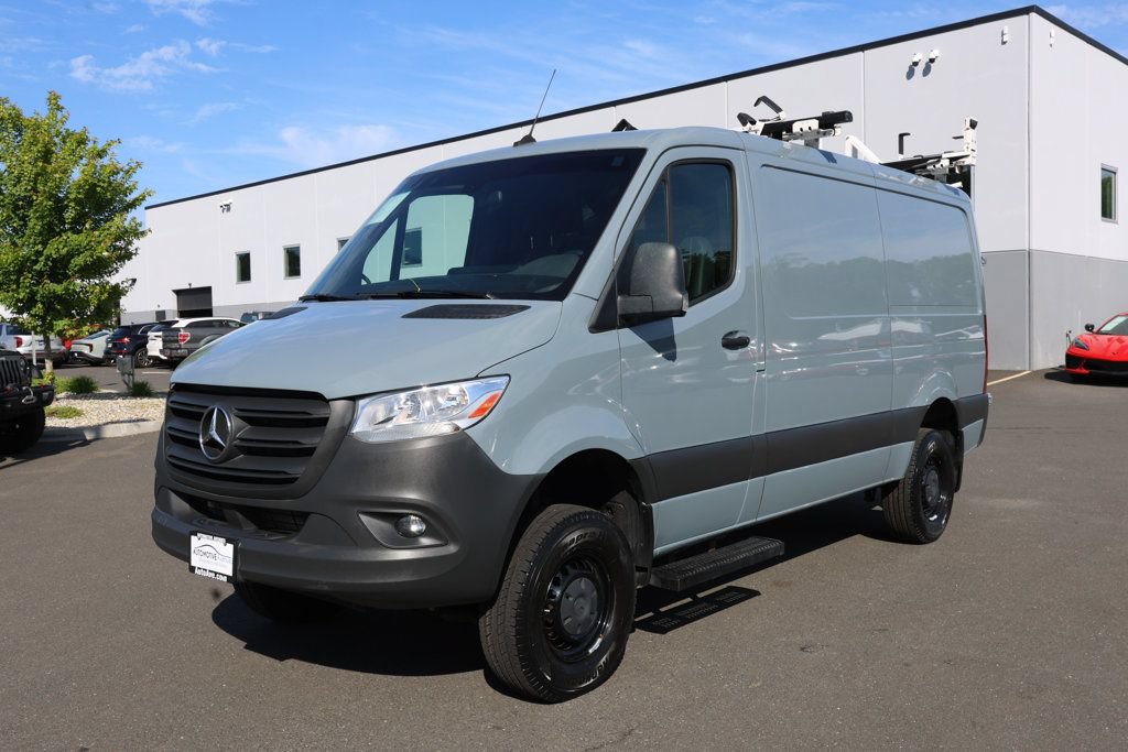 Used 2024 Mercedes-Benz Sprinter 2500 image 1