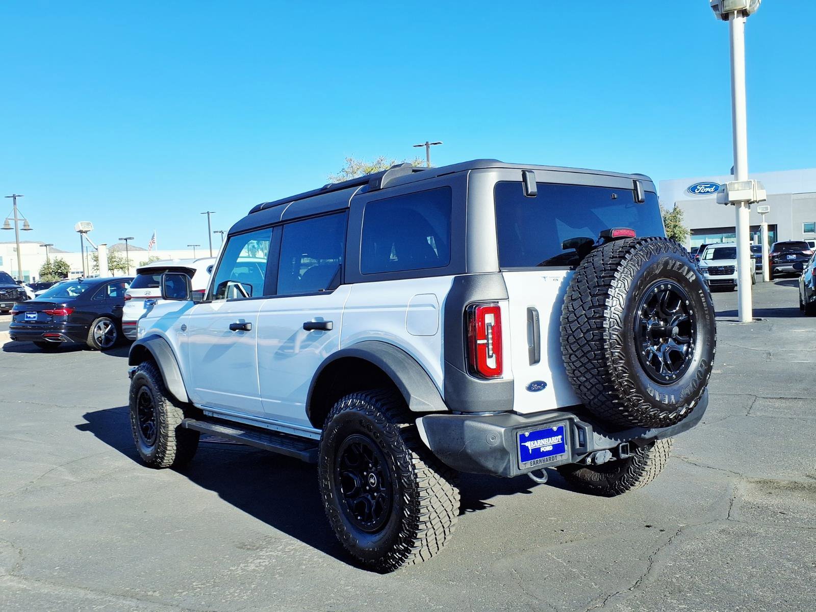 Used 2023 Ford Bronco Wildtrak image 4