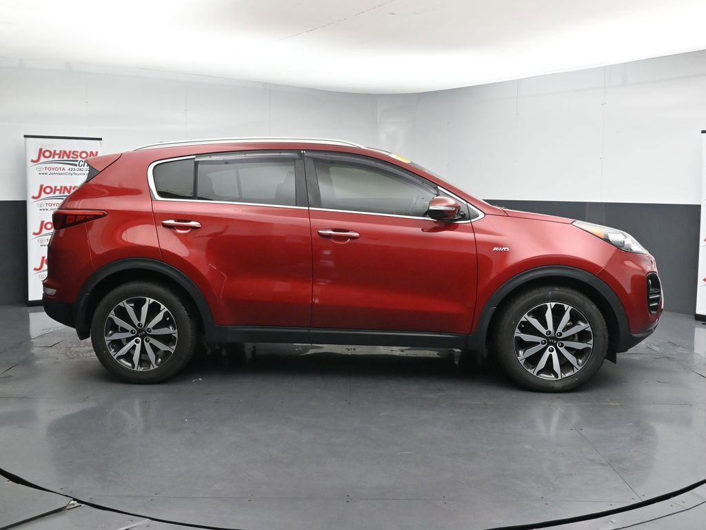 Used 2018 Kia Sportage EX AWD/4WD image 9