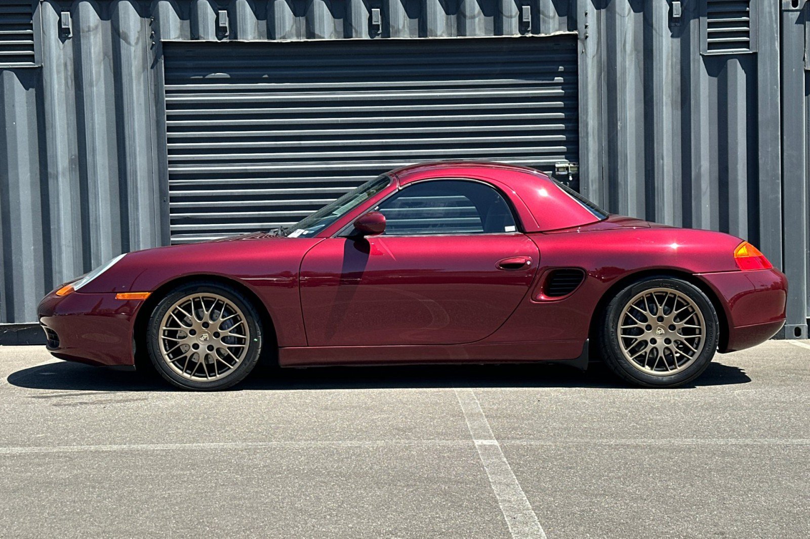 Used 1999 Porsche Boxster RWD image 2
