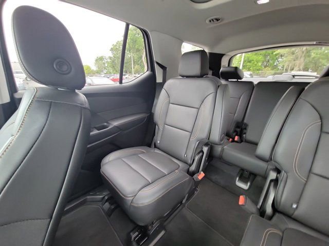 Used 2019 Chevrolet Traverse Premier w/ Driver Confidence II Package FWD image 4