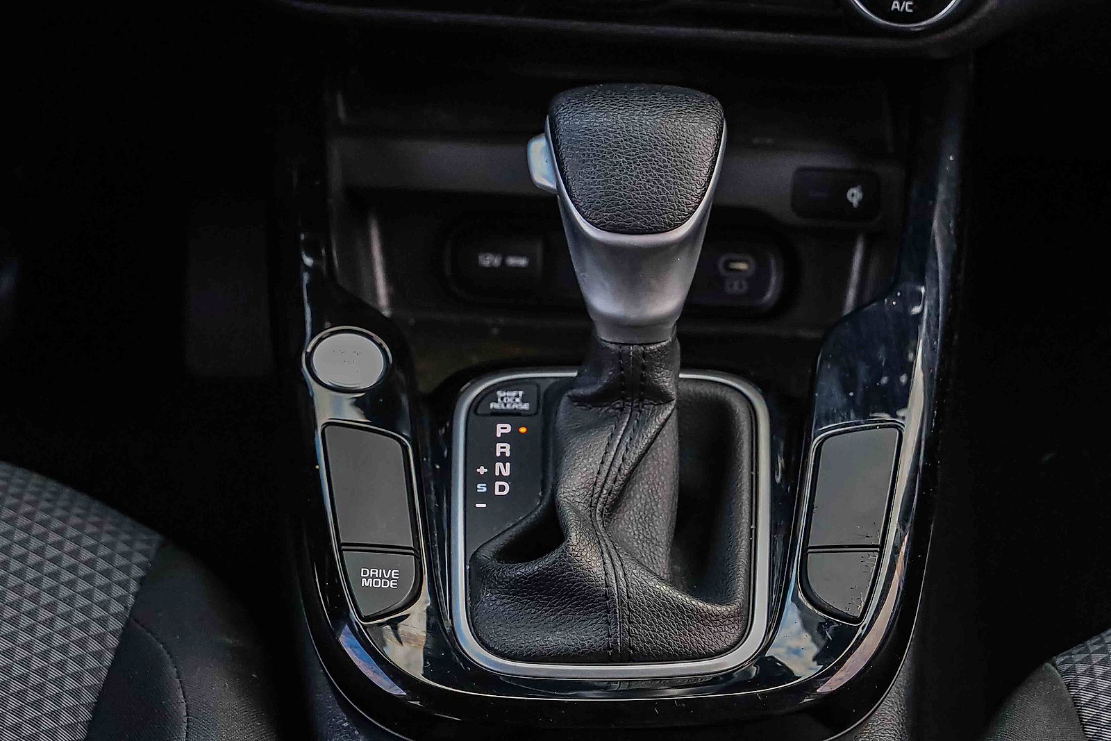 Certified 2023 Kia Soul S FWD image 13