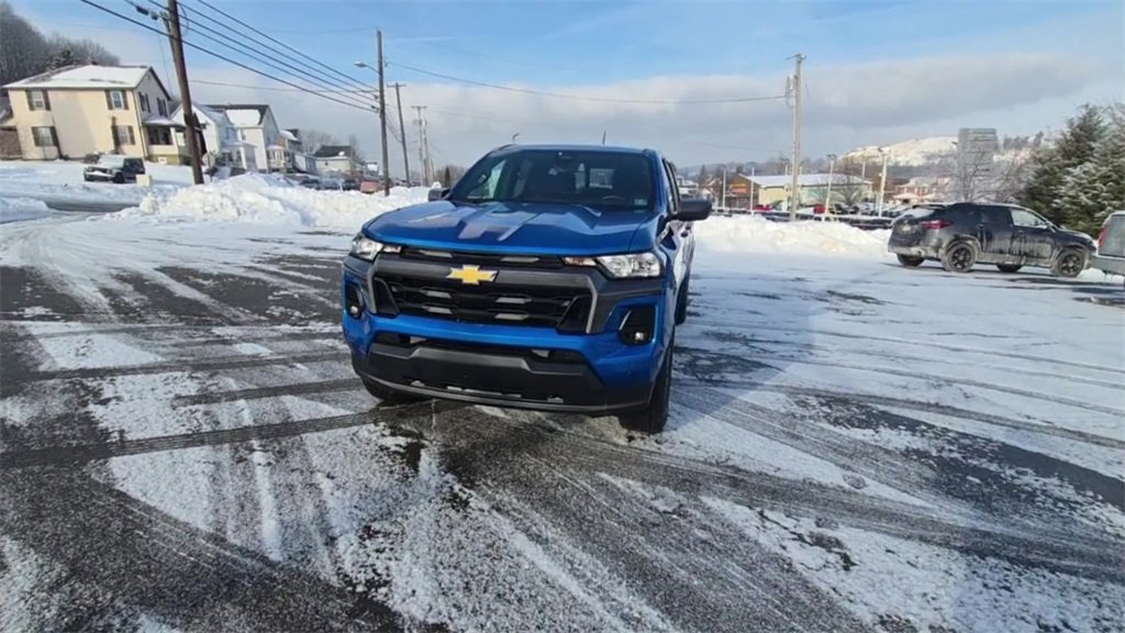 Used 2023 Chevrolet Colorado LT w/ LT Convenience Package II image 4