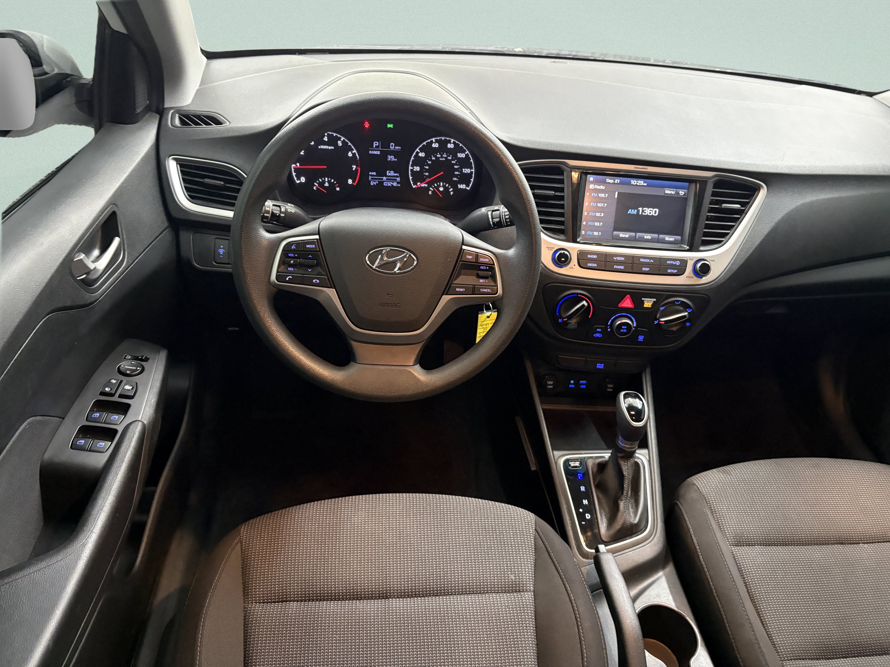Used 2019 Hyundai Accent SEL FWD image 10