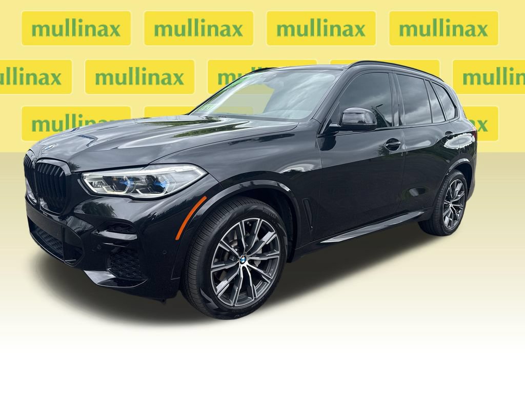 Used 2022 BMW X5 xDrive40i w/ M Sport Package AWD/4WD image 14