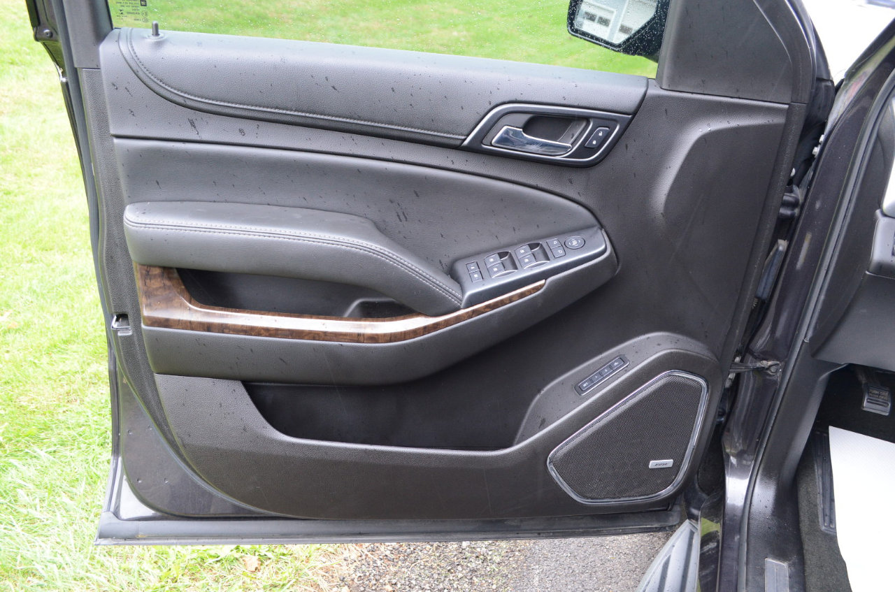 Used 2017 Chevrolet Tahoe LT image 22